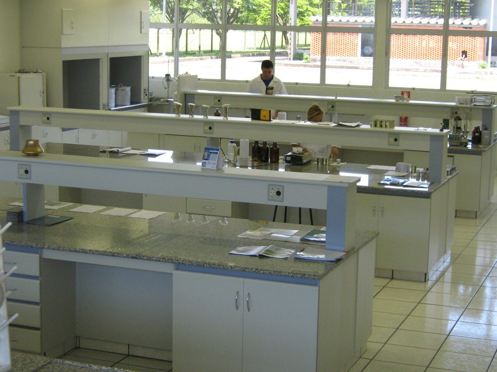 Mobiliários para Laboratórios BRASLAB